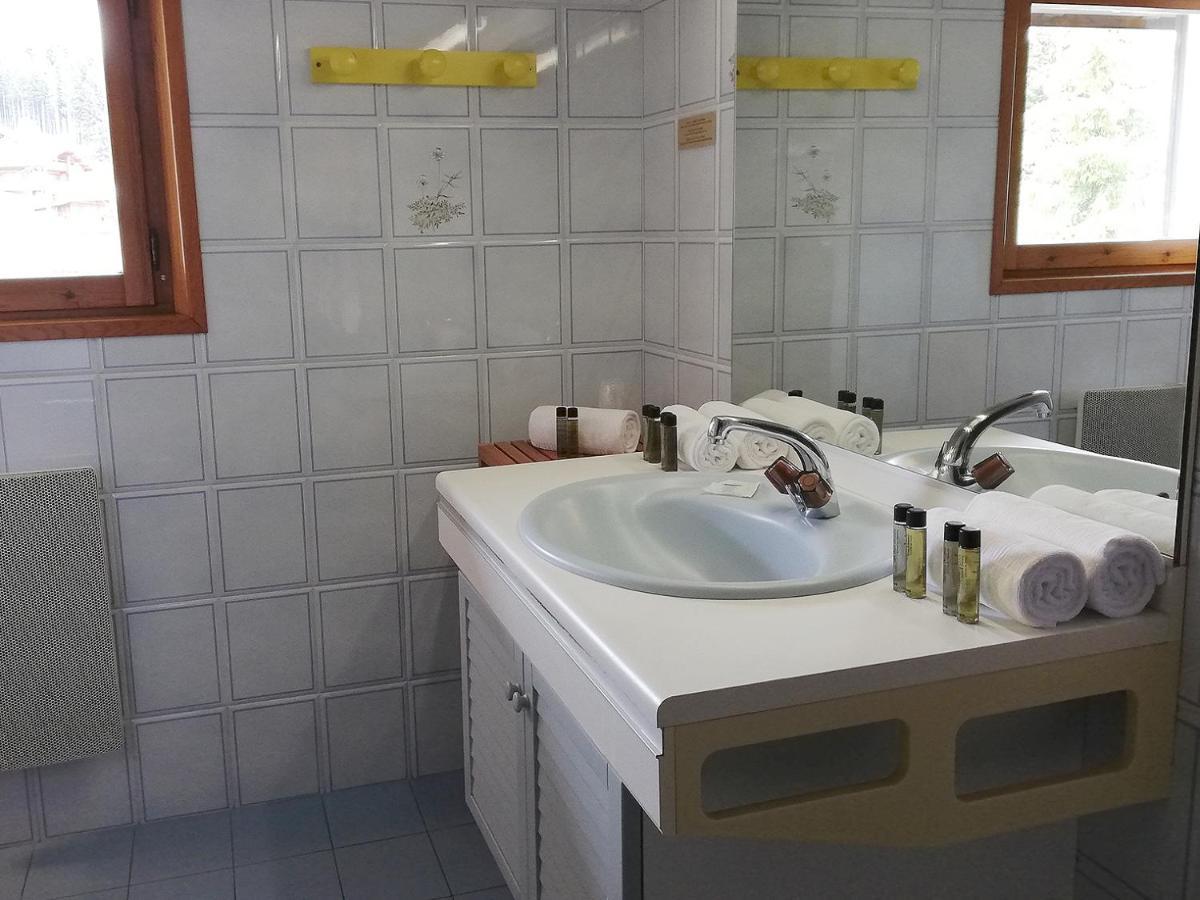 Le Taconet Hotel Le Praz de Lys Quarto foto